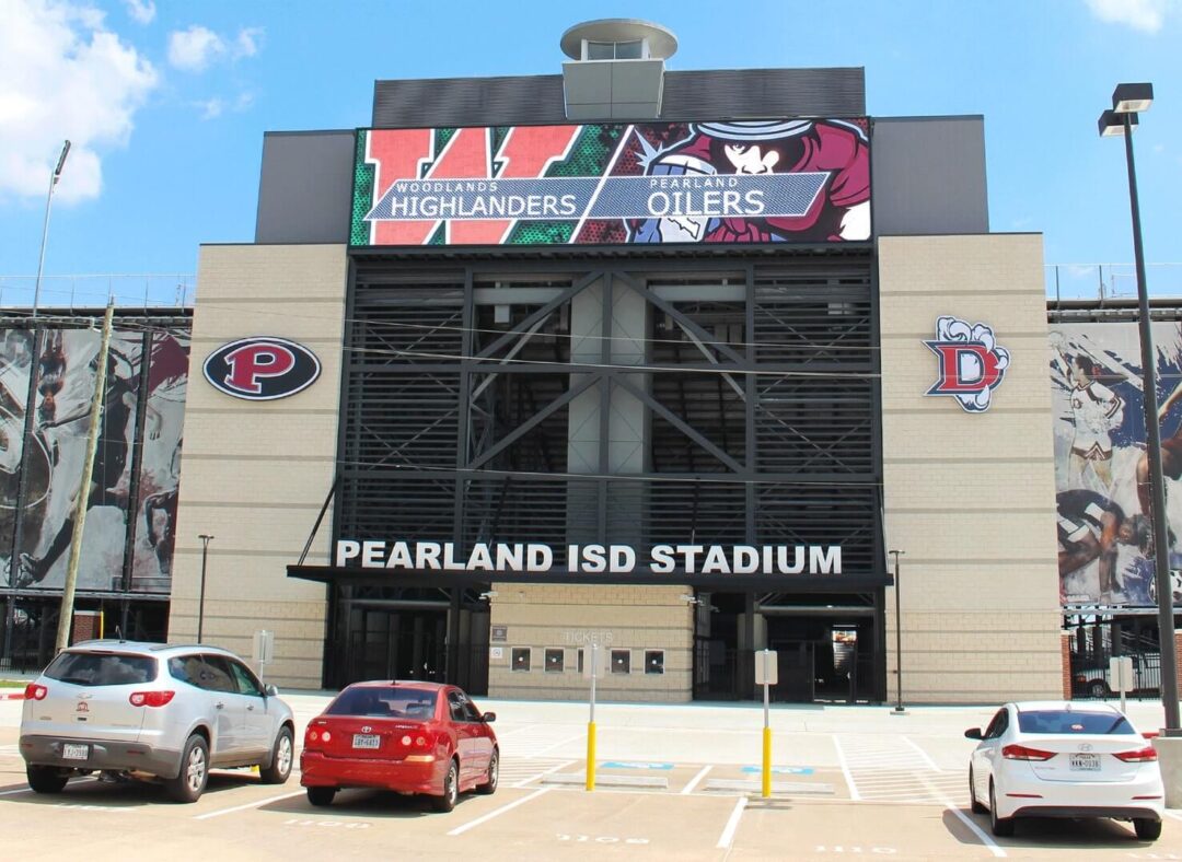 pearland-isd-the-rig-stadium-led-partners-digital-displays-sign-company