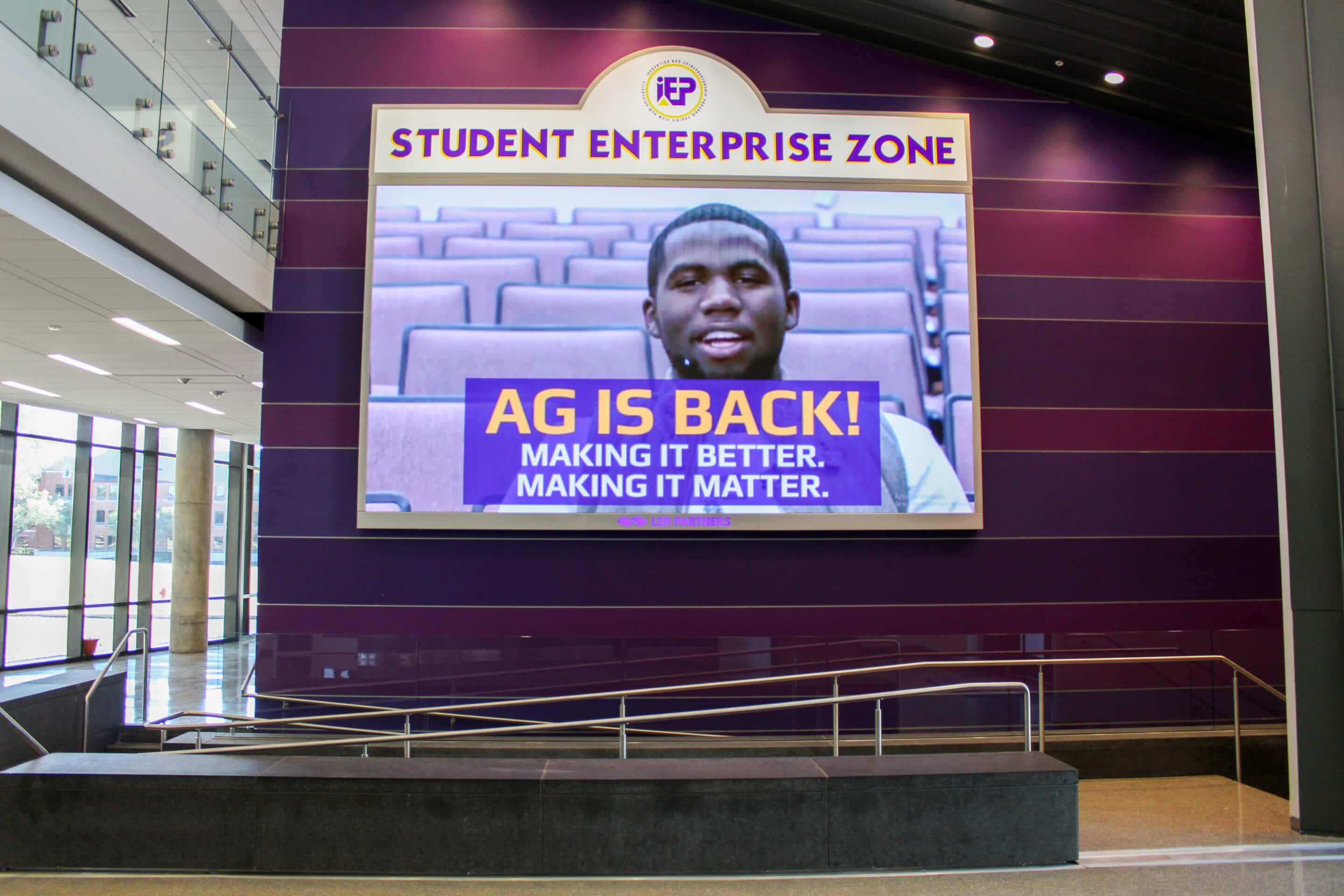 Wide view of the Videowall at Prairie View A&M University