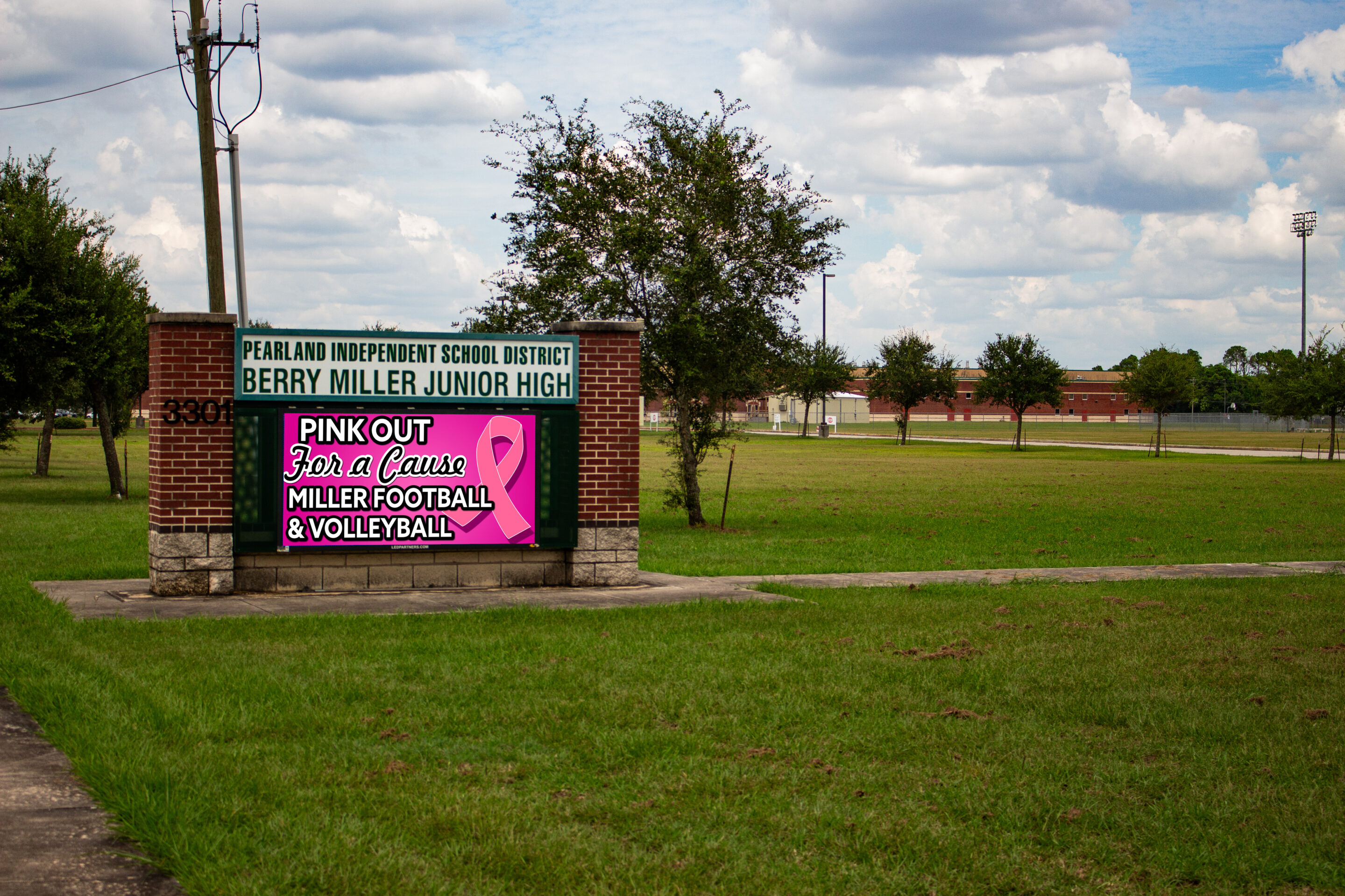 LED Marquee Monument sign for Berry Miller Jr High in Pearland ISD