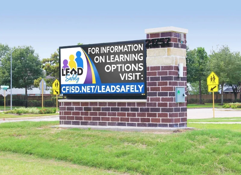 Salyards-Middle-School-Full-Color-LED-Display-1-min (1)